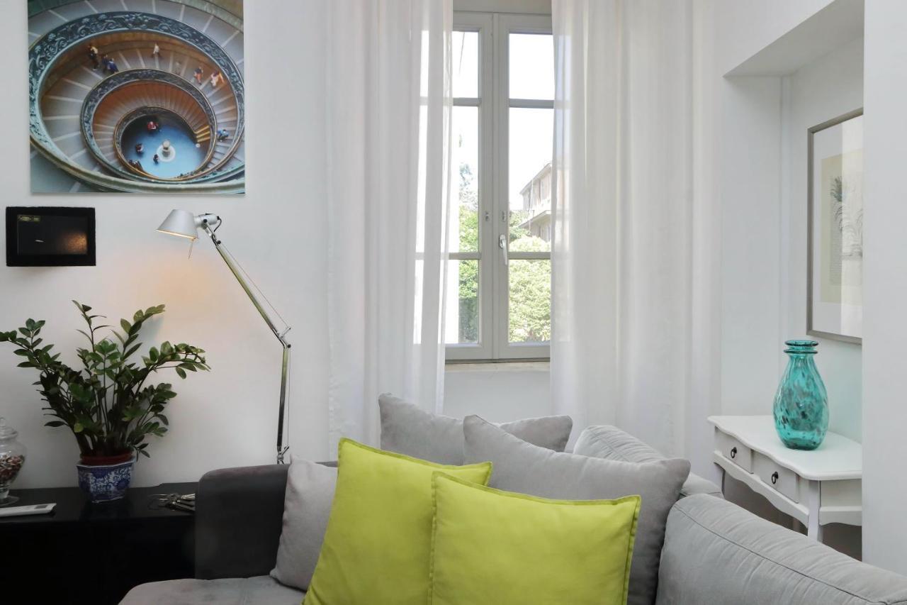 Luxury Apartment Vaticano-S'Peter Basilica - Netflix Wifi - Aircond 로마 외부 사진